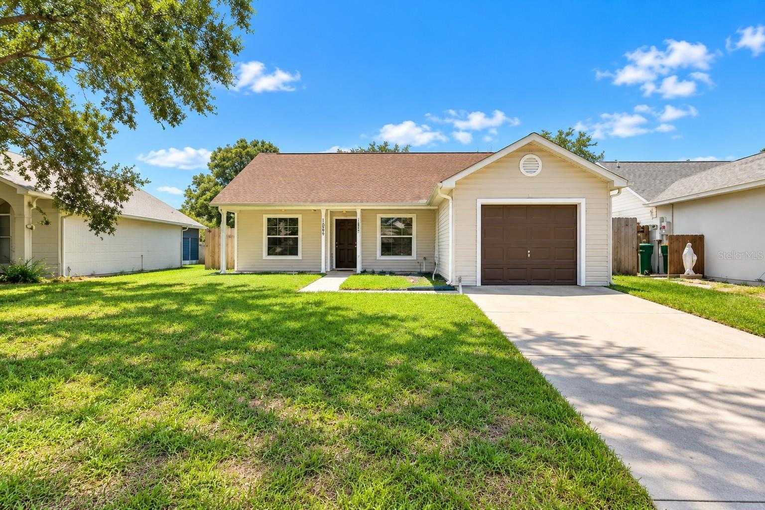 2657 WINCHESTER CIRCLE Eustis Florida United States, for Sale, residential,  , The Mount Dora Group 