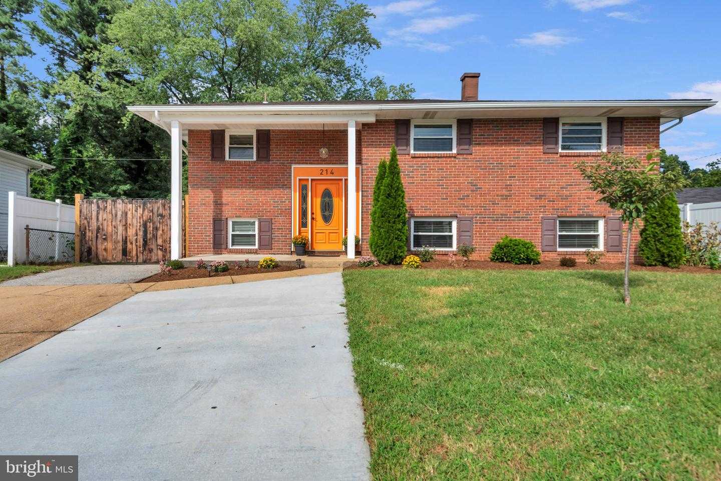 214 CROSS CREEK DRIVE Glen Burnie Maryland United States, for Sale, residential, Litra  Simms, Simms and Associates