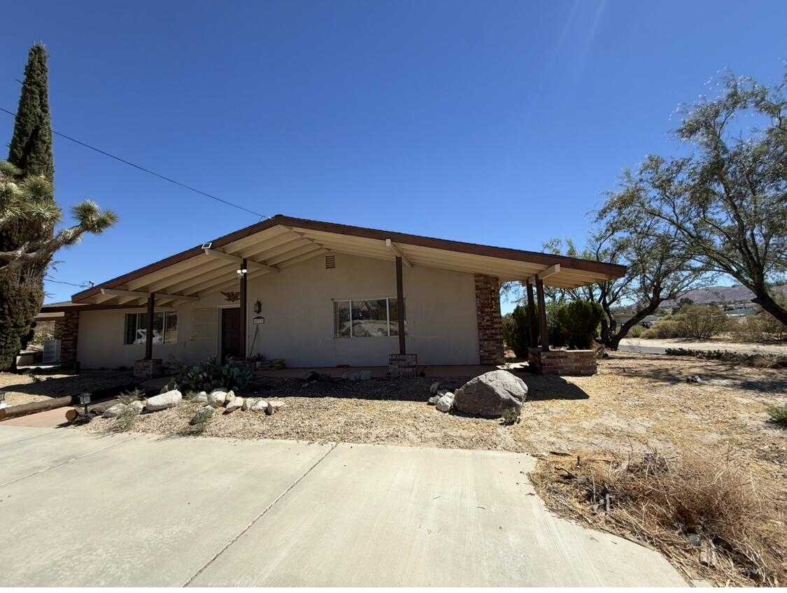 6773 Airway Avenue Yucca Valley California United States, for Sale, residential, Miguel Briones, HomeSmart