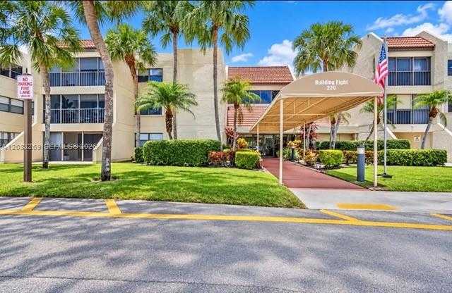 220 Lakeview Dr  APT 101 Weston Florida United States, for Sale, residential, Radmila Mandel, Florida Sky Realty Group