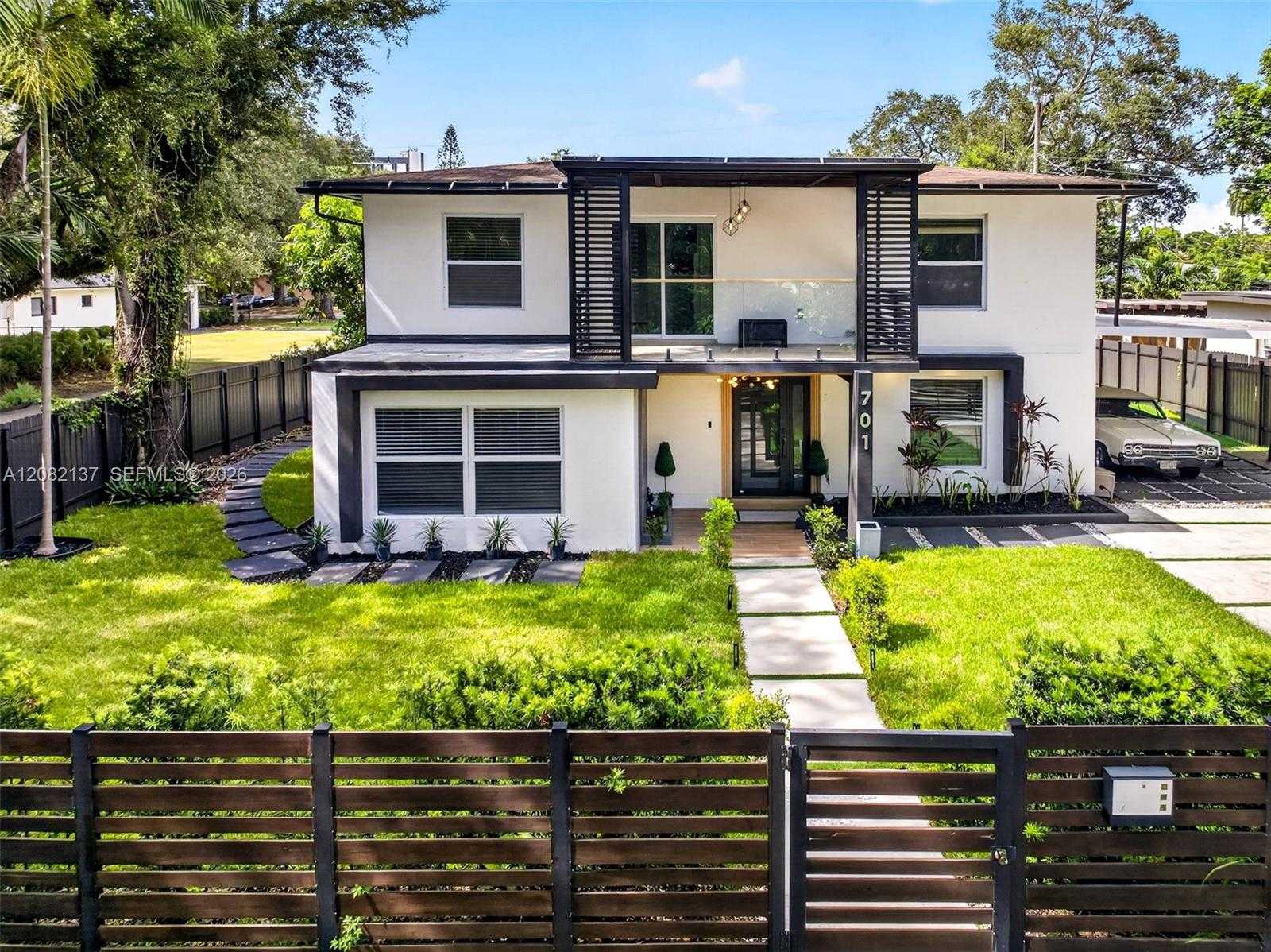 701 NE 164th St Miami Florida United States, for Sale, residential,  , INCOM OFFICE EXAMPLE