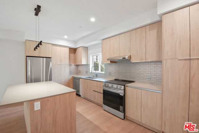 2523 S Orange Drive Los Angeles California United States, for Rent, residential,  , Castle Rock Realty