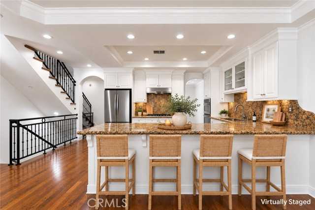 1551 Artesia Boulevard APT 4 Manhattan Beach California United States, for Sale, residential, Kimberly Vicknair, Stanfles Realty