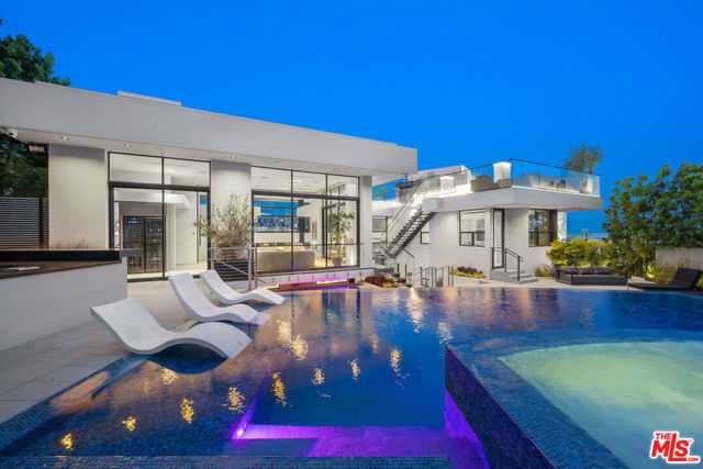 1317 Londonderry Place Los Angeles California United States, for Sale, residential, Daniil Gorkov, Beverly & Co.