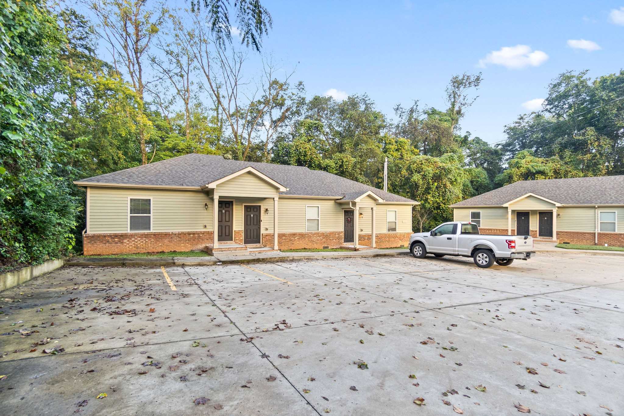 800 Martin St  APT B Clarksville Tennessee United States, for Rent, residential, Rebekah  Sprabary, Sweet Home Realty & Property Management