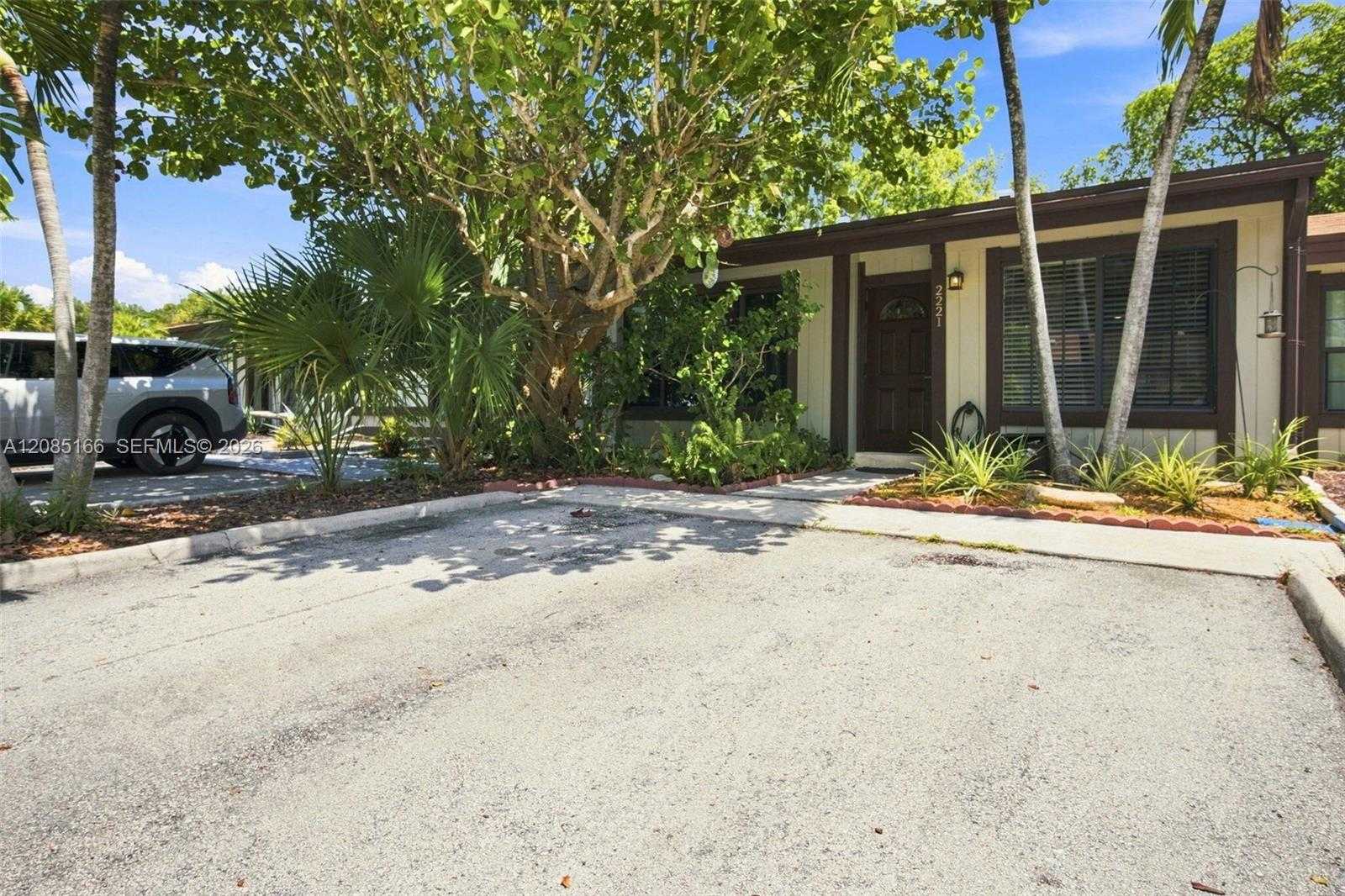 2221 Buttonwood Ave Pembroke Pines Florida United States, for Sale, residential,  , RCA Realty Group