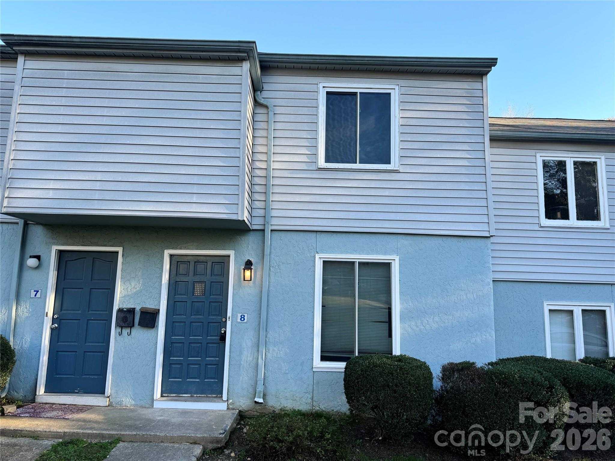 1906 Mereview Court APT 8 Charlotte North Carolina United States, for Sale, residential, Kristen Haynes, New Home Buyers Brokers / Realty Pros
