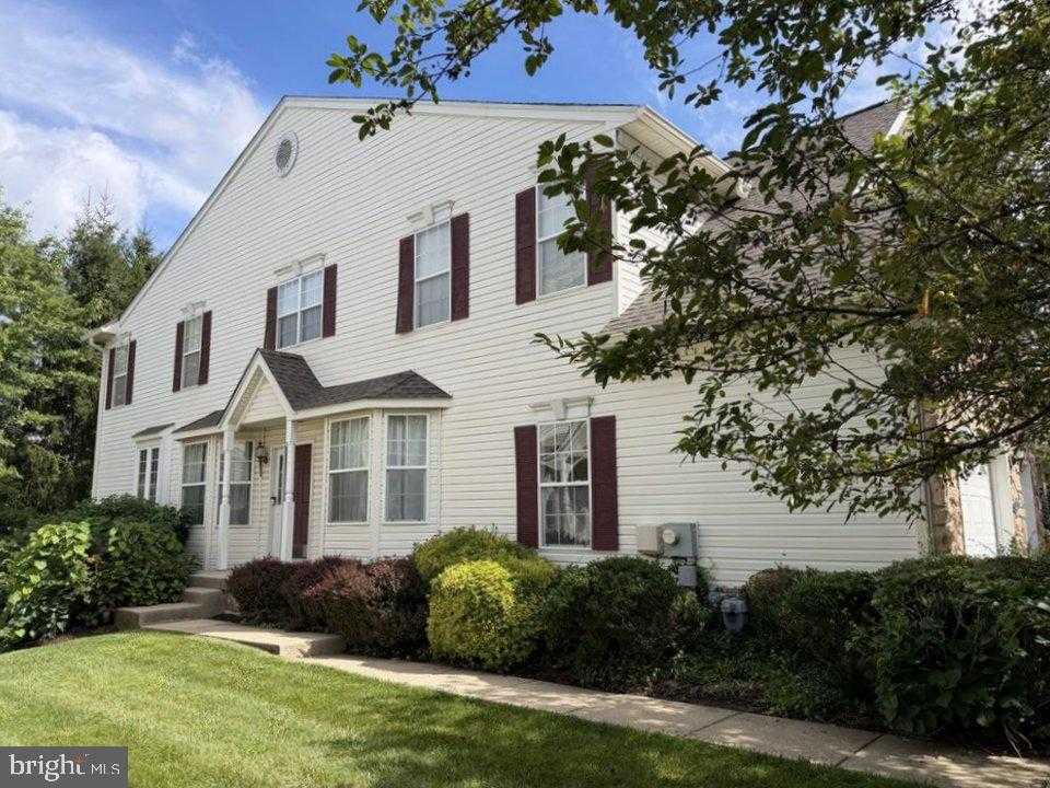 135 FRINGETREE DRIVE West Chester Pennsylvania United States, for Sale, residential,  , Swayne Real Estate Group