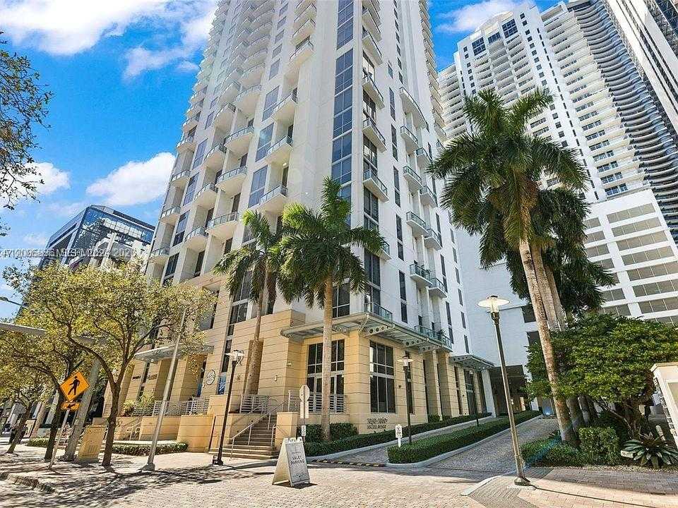1060 Brickell Ave  APT 2813 Miami Florida United States, for Rent, residential, Sandra Benkahla, The 305 Agency