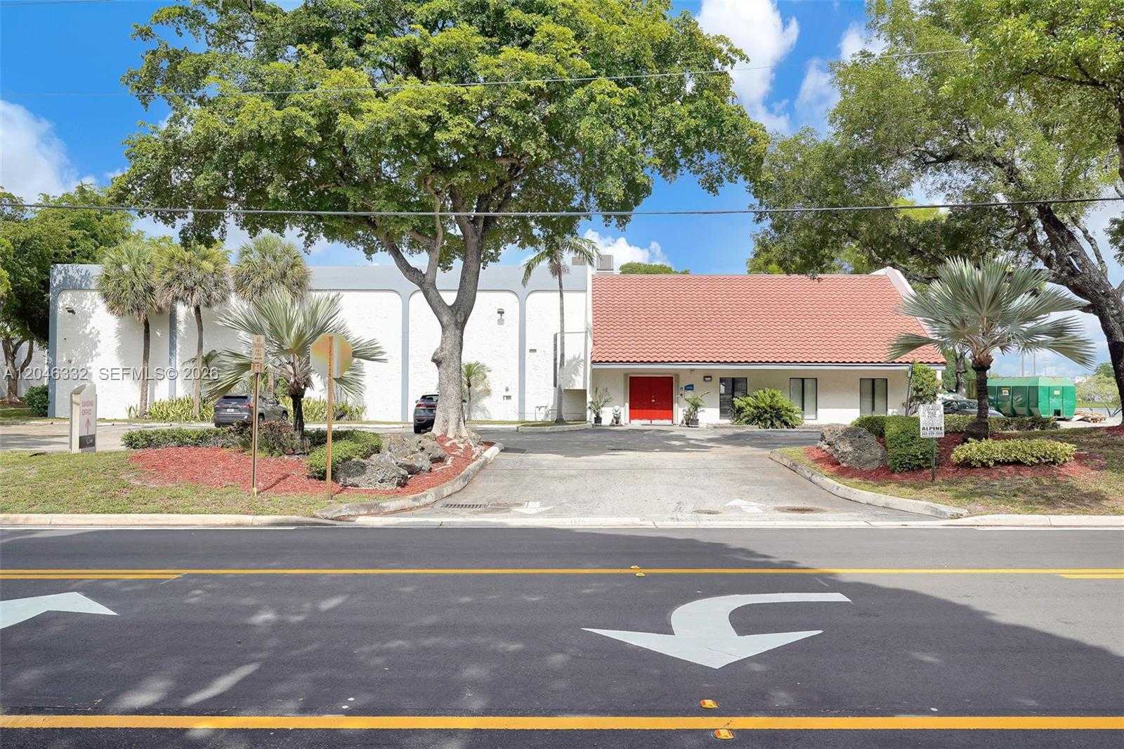 1400 NW 79th Ave Doral Florida United States, for Sale, commercial, Roberto Villasmil, Interinvestments Realty, Inc.