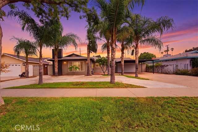 4375 Toyon Riverside California United States, for Sale, residential, Cynthia Gomez, Town & Country Real Estate