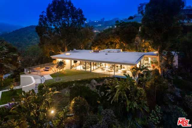 10556 Fontenelle Way Los Angeles California United States, for Rent, residential,  , Castle Rock Realty
