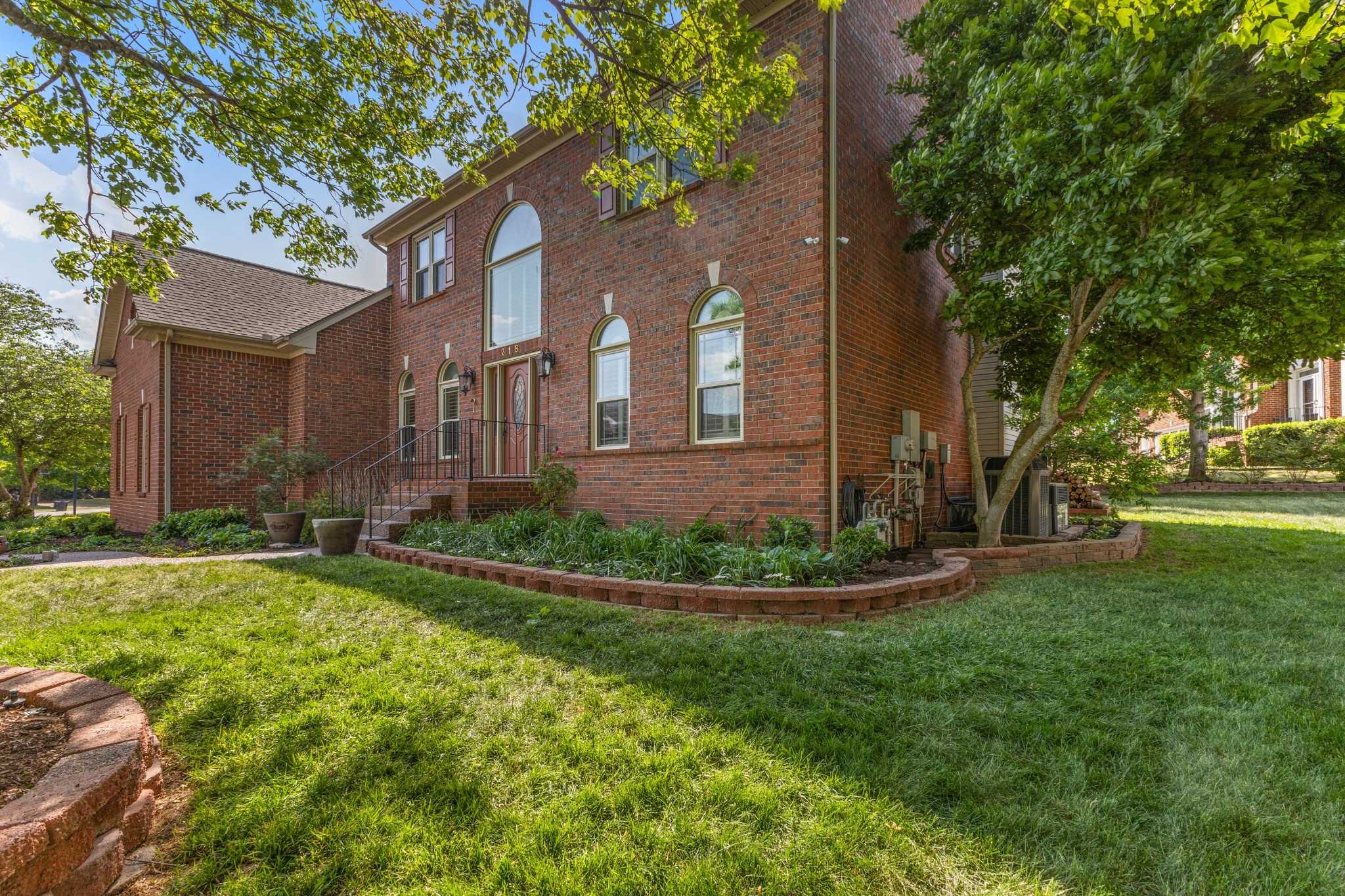 318 Logans Cir Franklin Tennessee United States, for Sale, residential, Adam Hanes, LPT Realty