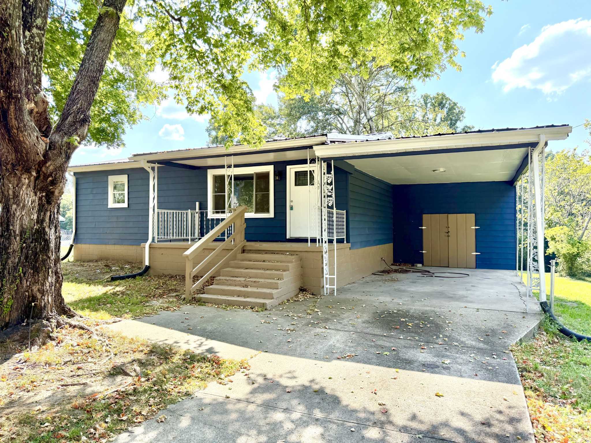 1710 Cumberland Heights Rd Clarksville Tennessee United States, for Rent, residential, Rebekah  Sprabary, Sweet Home Realty & Property Management