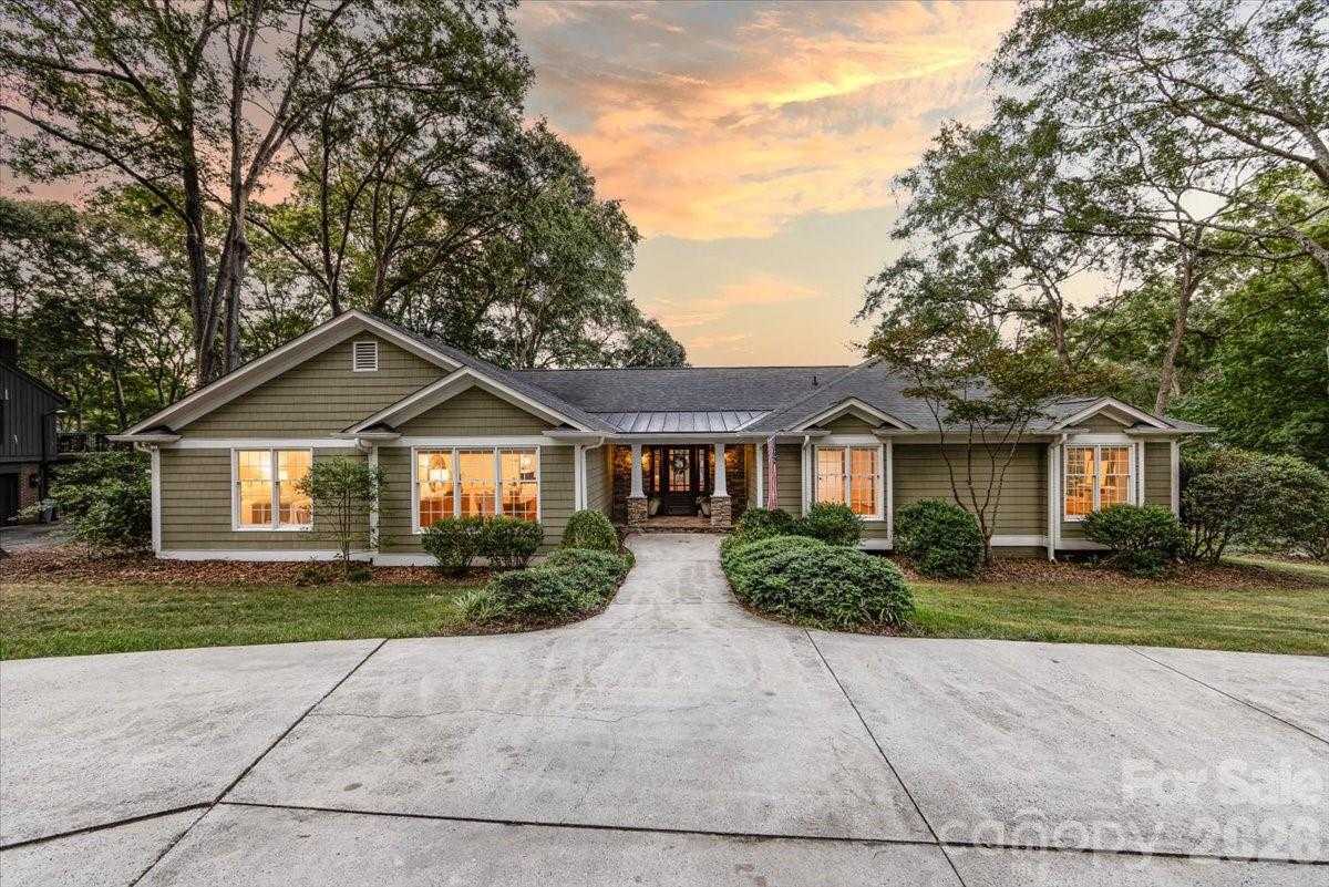 5400 Mcalpine Farm Road Charlotte North Carolina United States, for Sale, residential, William (Will) Owens , South Charlotte Properties
