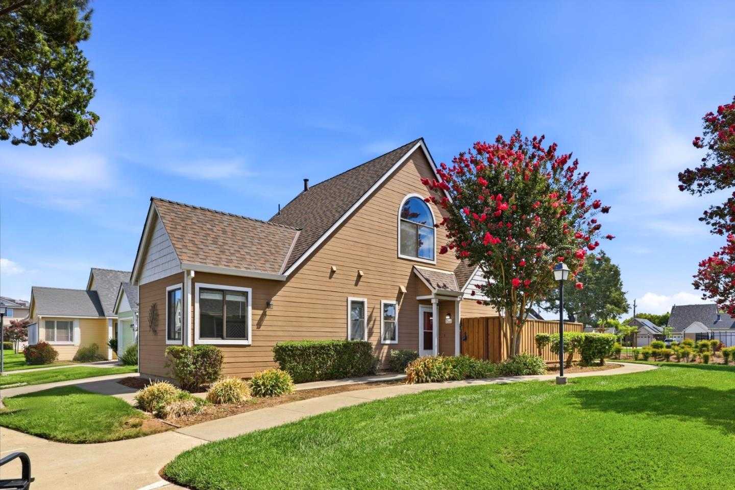 744 Anne LN Morgan Hill California United States, for Sale, residential,  , Realty World - People to People