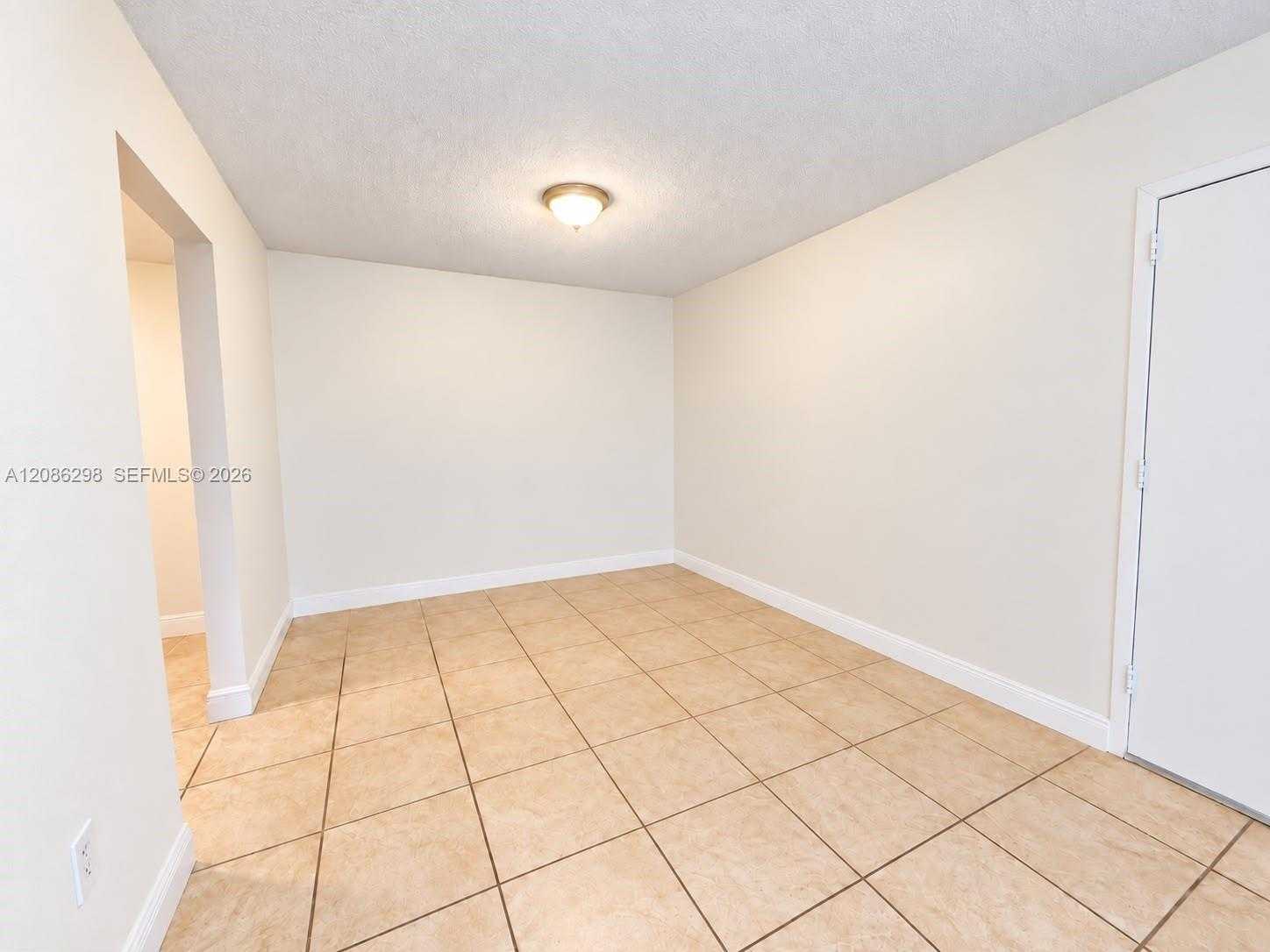5102 NW 79  APT 207 Doral Florida United States, for Rent, residential, Roberto Villasmil, Interinvestments Realty, Inc.
