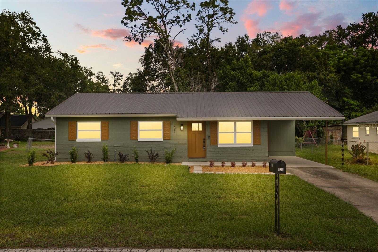 421 OAKHURST STREET Altamonte Springs Florida United States, for Sale, residential, Zaira Mejia, Spaces & Styles Group