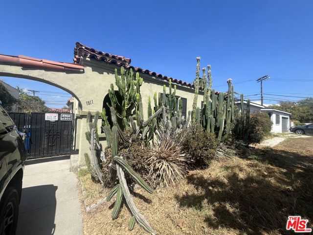 1811 S Burnside Avenue Los Angeles California United States, for Sale, residential,  , InCom Real Estate - New Demo Office