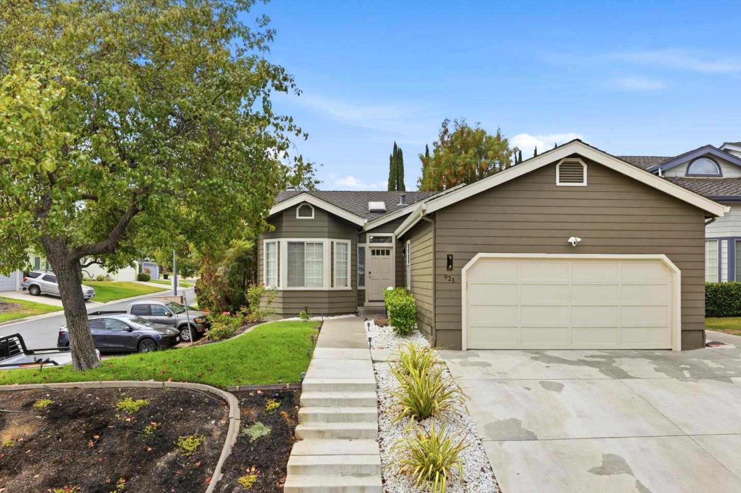 921 Clinton Place Pleasanton California United States, for Sale, residential, Dylan  Jones, Compass Realty 
