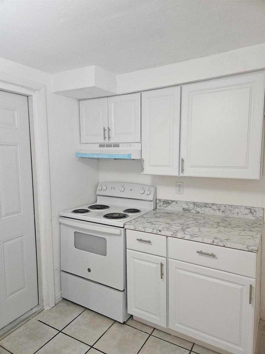 2467 NW 90TH Street Miami Florida United States, for Sale, residential,  , INCOM OFFICE EXAMPLE