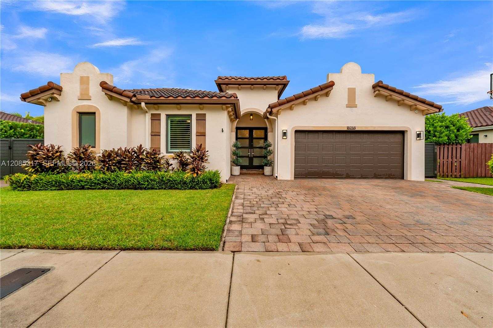 15255 SW 173rd St Miami Florida United States, for Sale, residential, Isabella Anderson, Incom Example Office