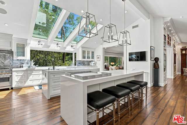 3235 Oakdell Lane Los Angeles California United States, for Sale, residential,  , Castle Rock Realty