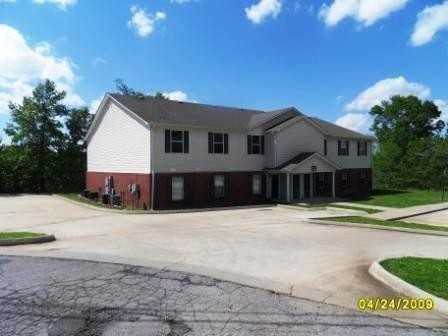 2118 Ringgold Ct  APT 102 Clarksville Tennessee United States, for Rent, residential, Rebekah  Sprabary, Sweet Home Realty & Property Management