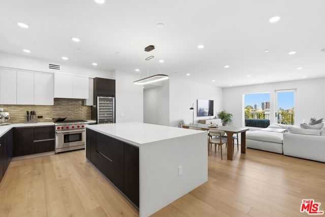 505 S Barrington Avenue APT 406 Los Angeles California United States, for Sale, residential,  , Castle Rock Realty