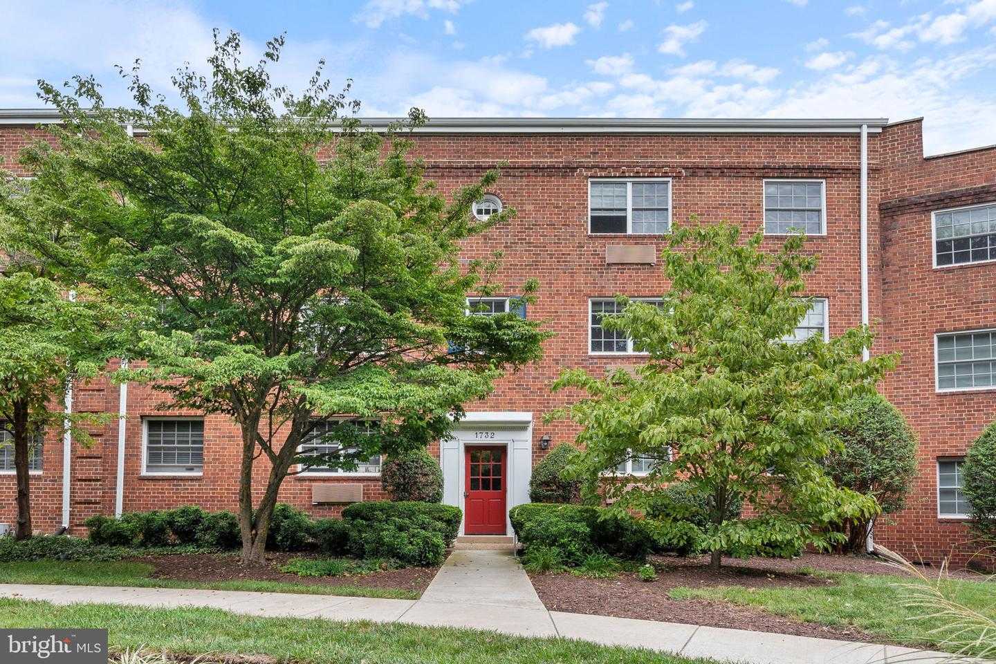 1732 W ABINGDON DRIVE APT 301 Alexandria Virginia United States, for Rent, residential,  , The Holly Group