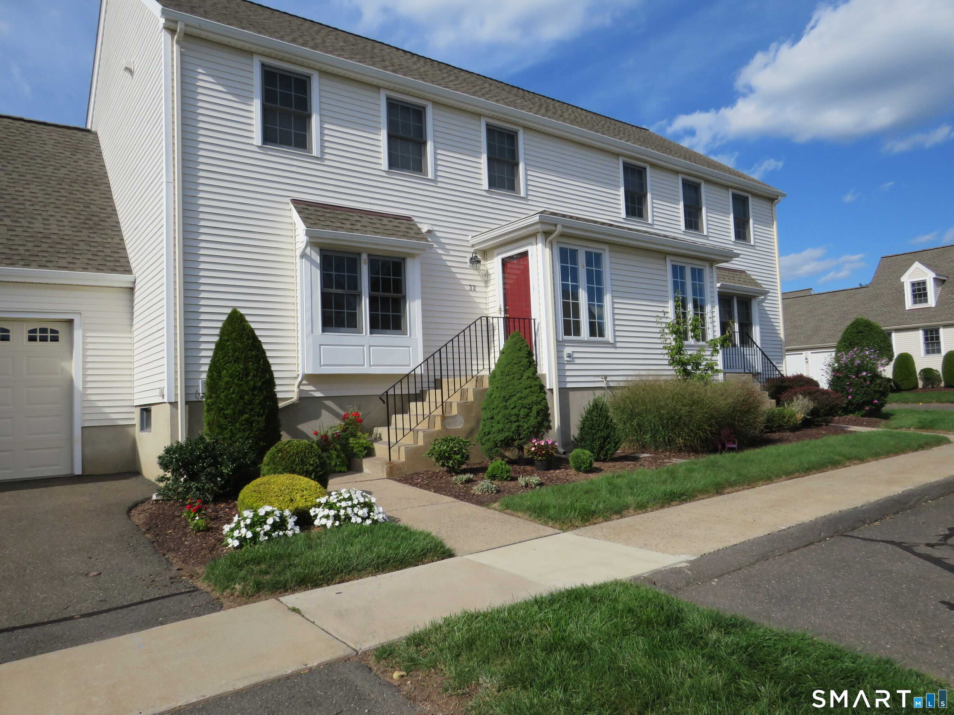 32 Pickering Lane APT 32 Wethersfield Connecticut United States, for Sale, residential, Benny Cabrera Jr., Eagle Eye Realty