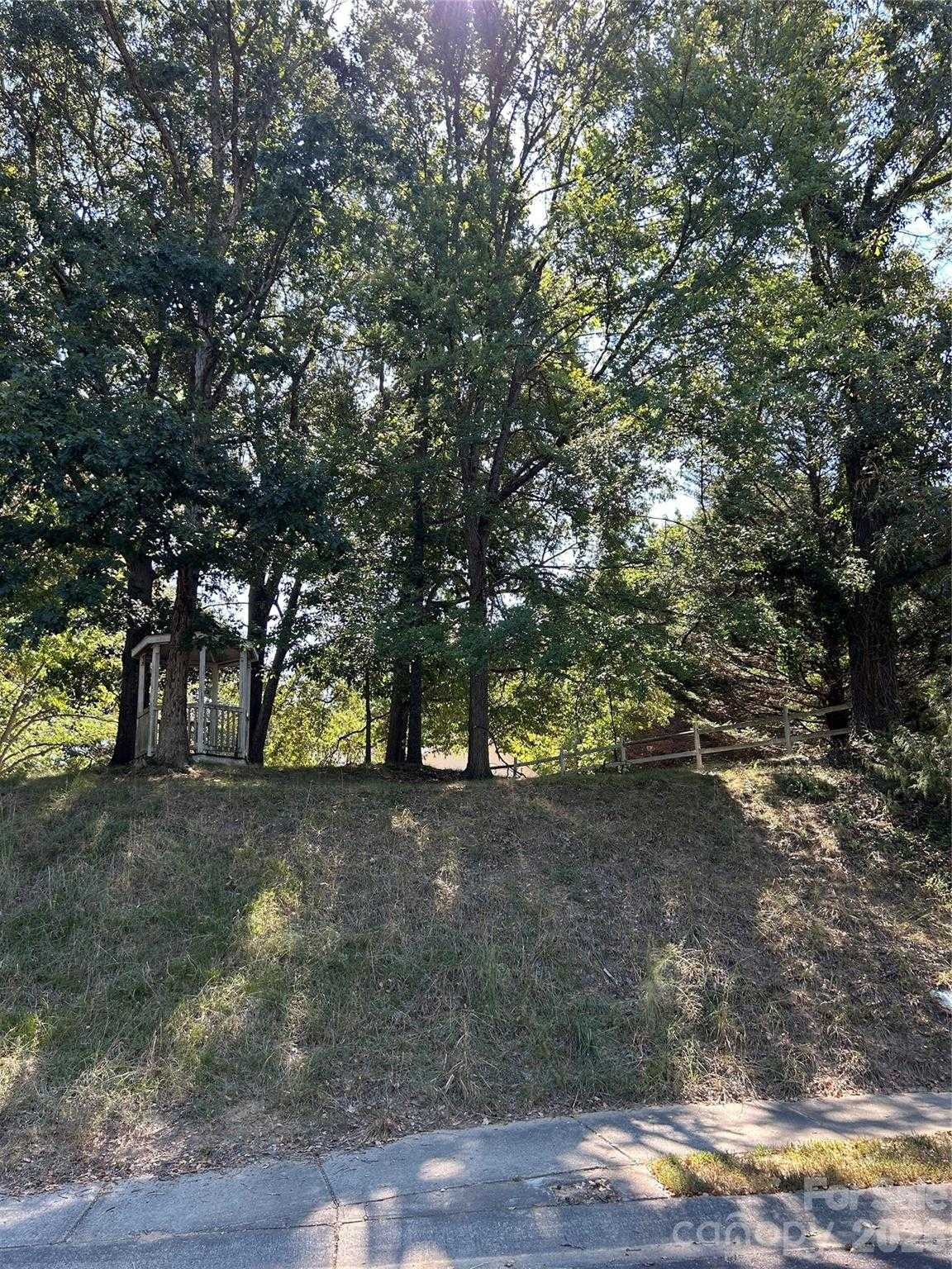 499 Chadmore South Drive Charlotte North Carolina United States, for Sale, commercial, Kristen Haynes, New Home Buyers Brokers / Realty Pros