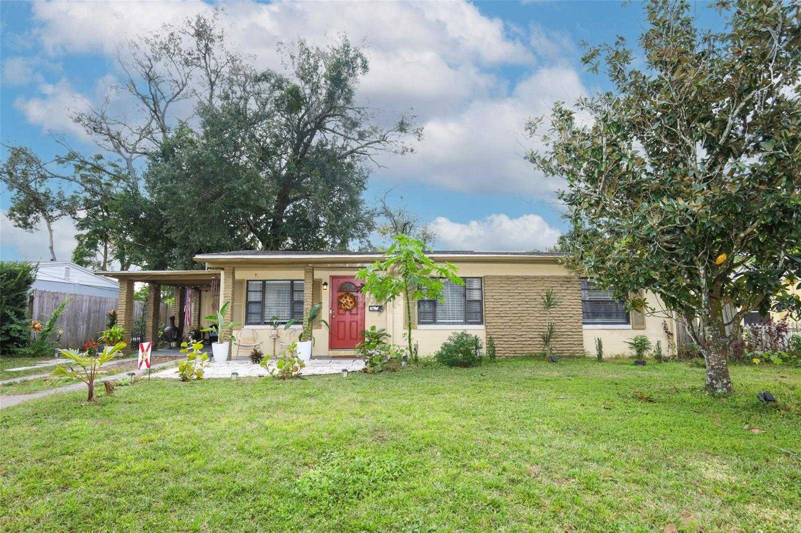 410 E CRYSTAL LAKE STREET Orlando Florida United States, for Sale, residential, Joao Pereira, La Rosa Realty