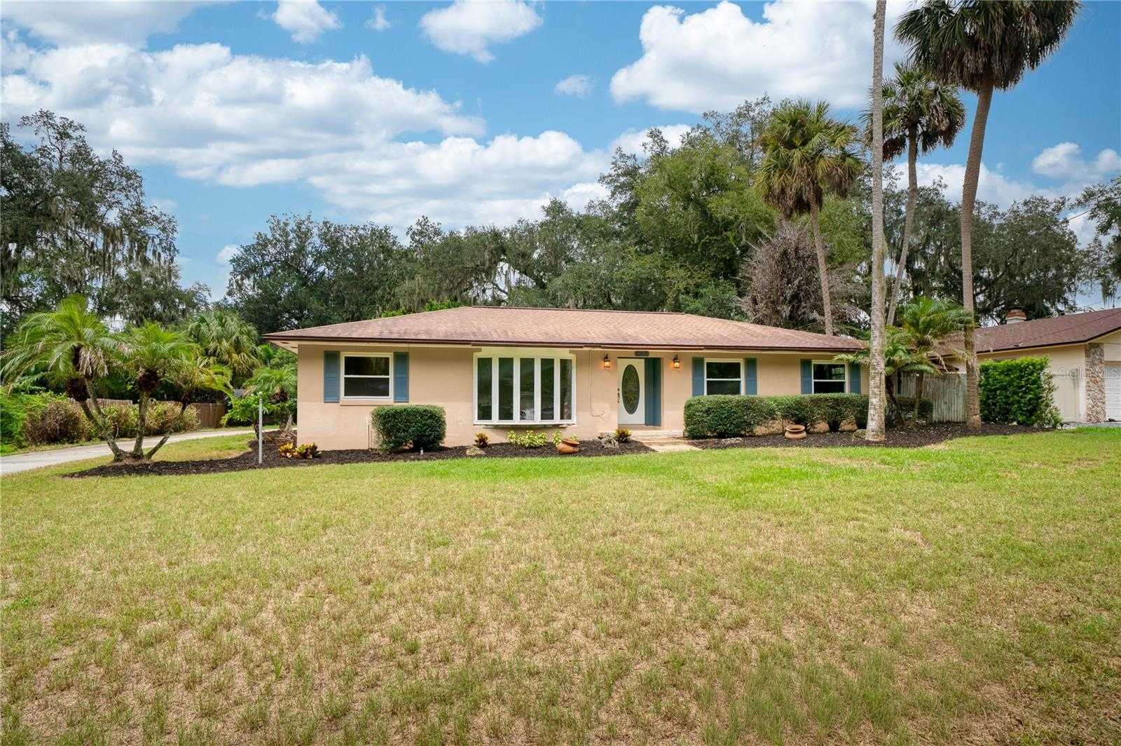383 PALM DRIVE Oviedo Florida United States, for Sale, residential, Fritz Wardlow, HomeSmart