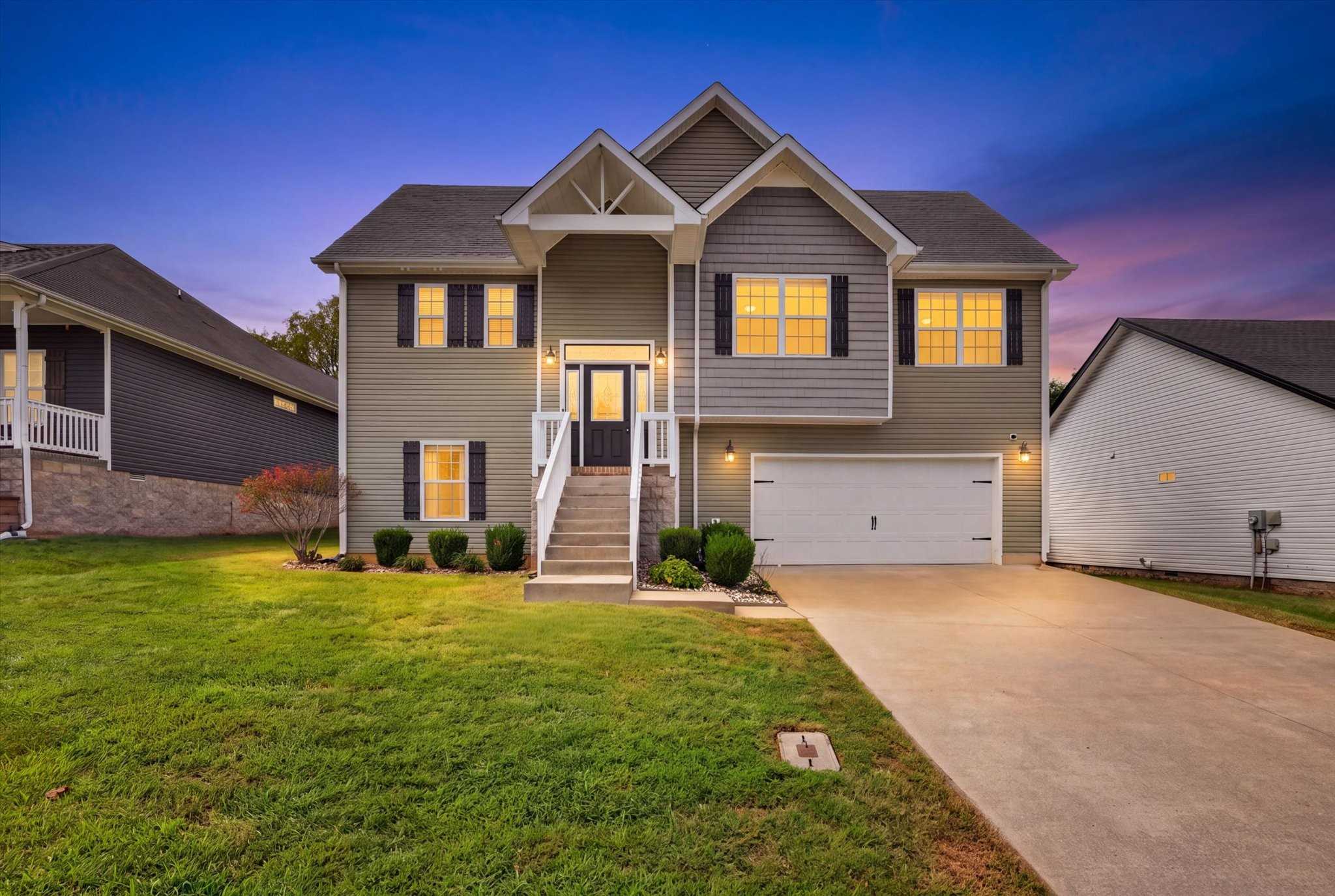 2833 Russet Ridge Dr Clarksville Tennessee United States, for Sale, residential, Sandra Hester, Keystone Realty and Management