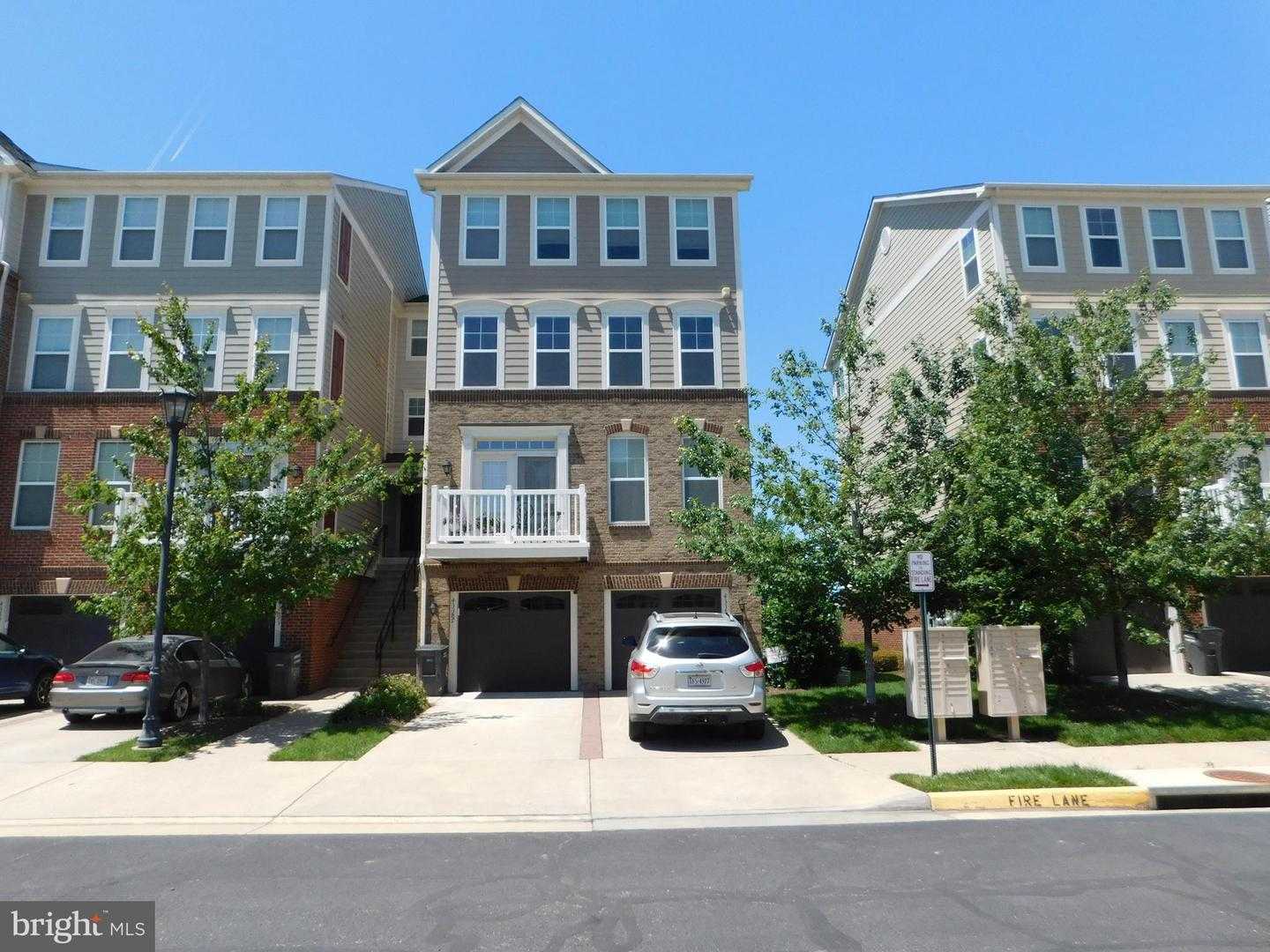43389 TOWN GATE SQUARE Chantilly Virginia United States, for Rent, residential, Bruno Tarquinii, Fairfax Realty Premier