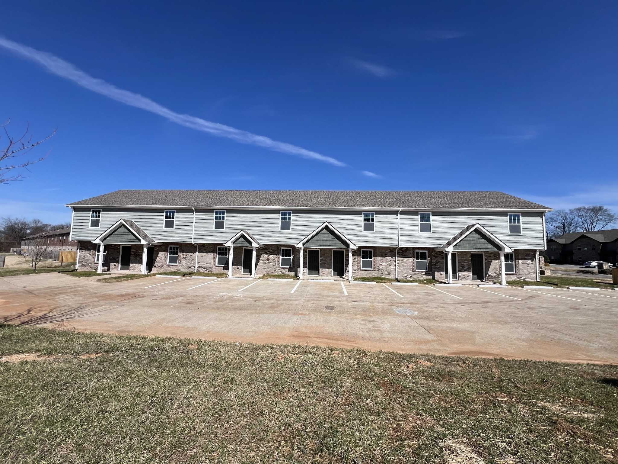 2208 Eldos Trace Cir  APT D Clarksville Tennessee United States, for Rent, residential, Rebekah  Sprabary, Sweet Home Realty & Property Management