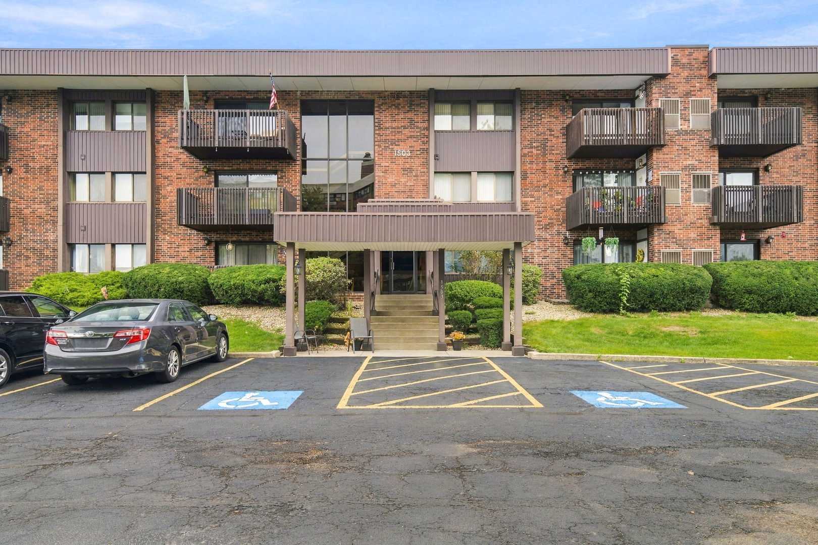1503 WOODBRIDGE Road APT 2G Joliet Illinois United States, for Sale, residential,  , Alpha 7 Realty