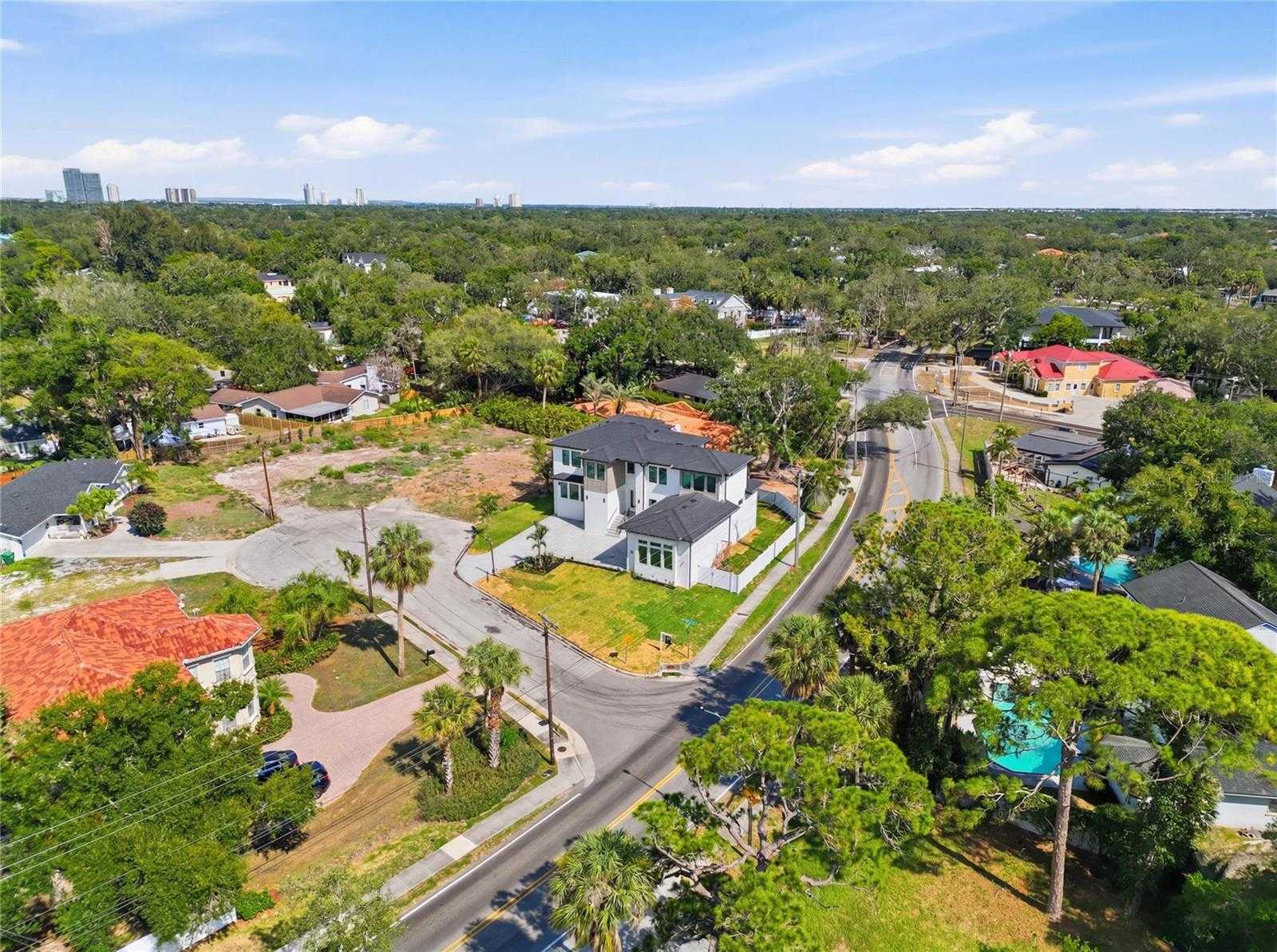 4704 W SAN CARLOS STREET Tampa Florida United States, for Sale, commercial, Sunny Sidhu, RE/MAX Premier Group