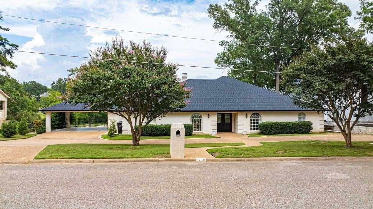 3710 Ben Hogan Drive Longview Texas United States, for Sale, residential,  , Drake Chapman Real Estate, Brokerage