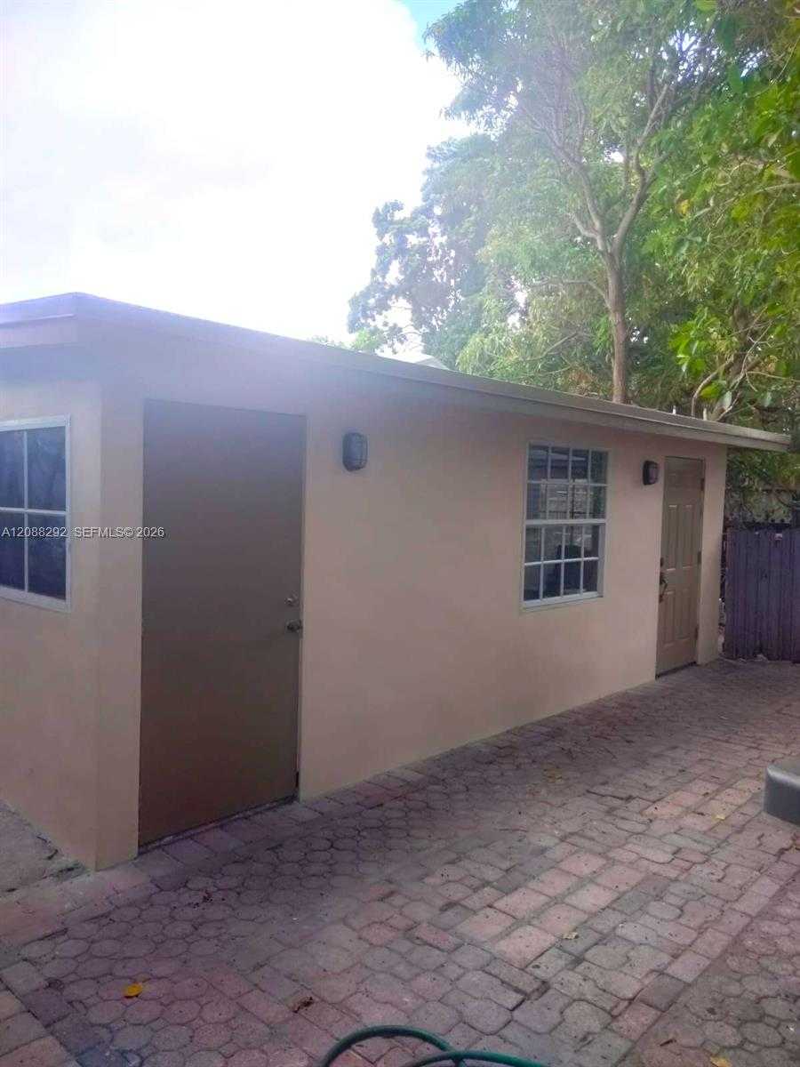 4717 NW 4717-19 1st St Miami Florida United States, for Sale, residential, Sophia Roy, Incom New Demo Office