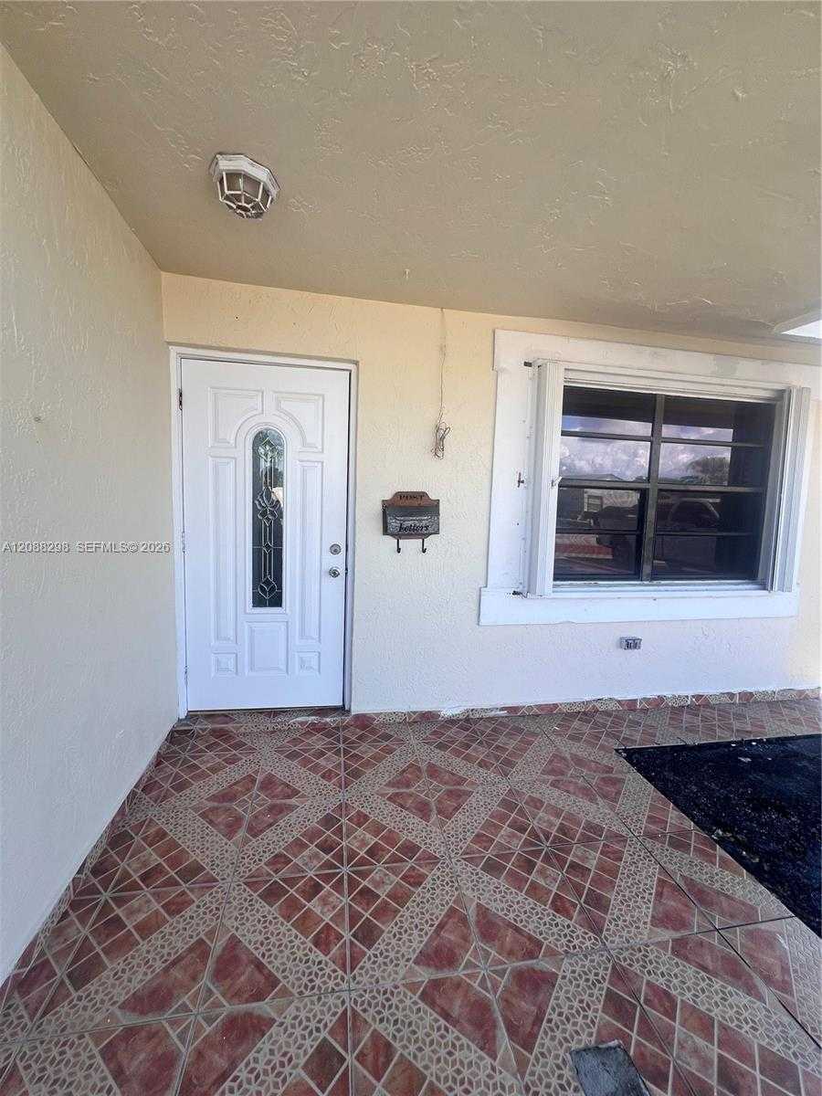 1615 SW 137th Pl  APT 1 Miami Florida United States, for Rent, residential, Sandra Benkahla, The 305 Agency