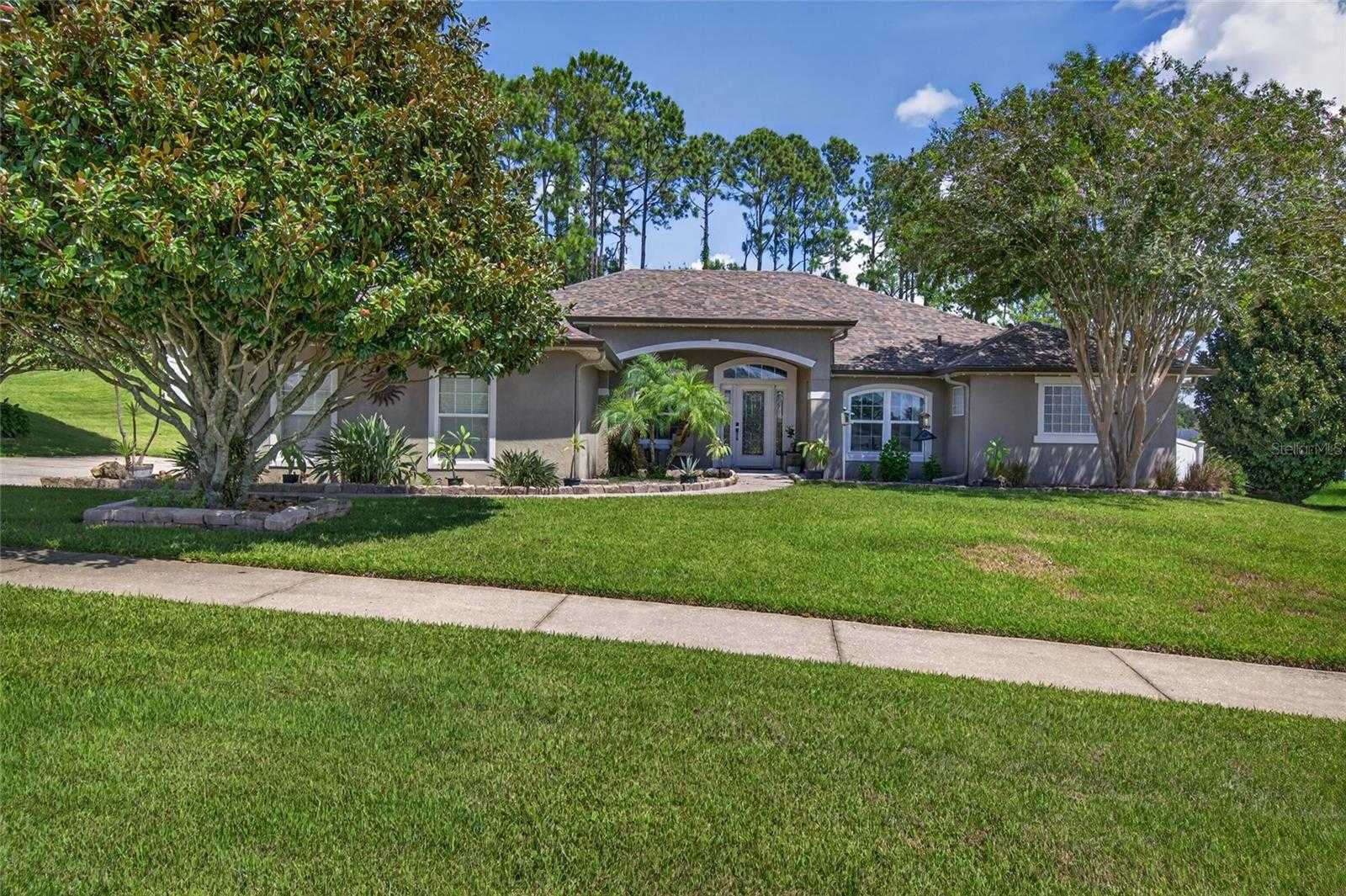 12902 COLONNADE CIRCLE Clermont Florida United States, for Sale, residential, Zaira Mejia, Spaces & Styles Group