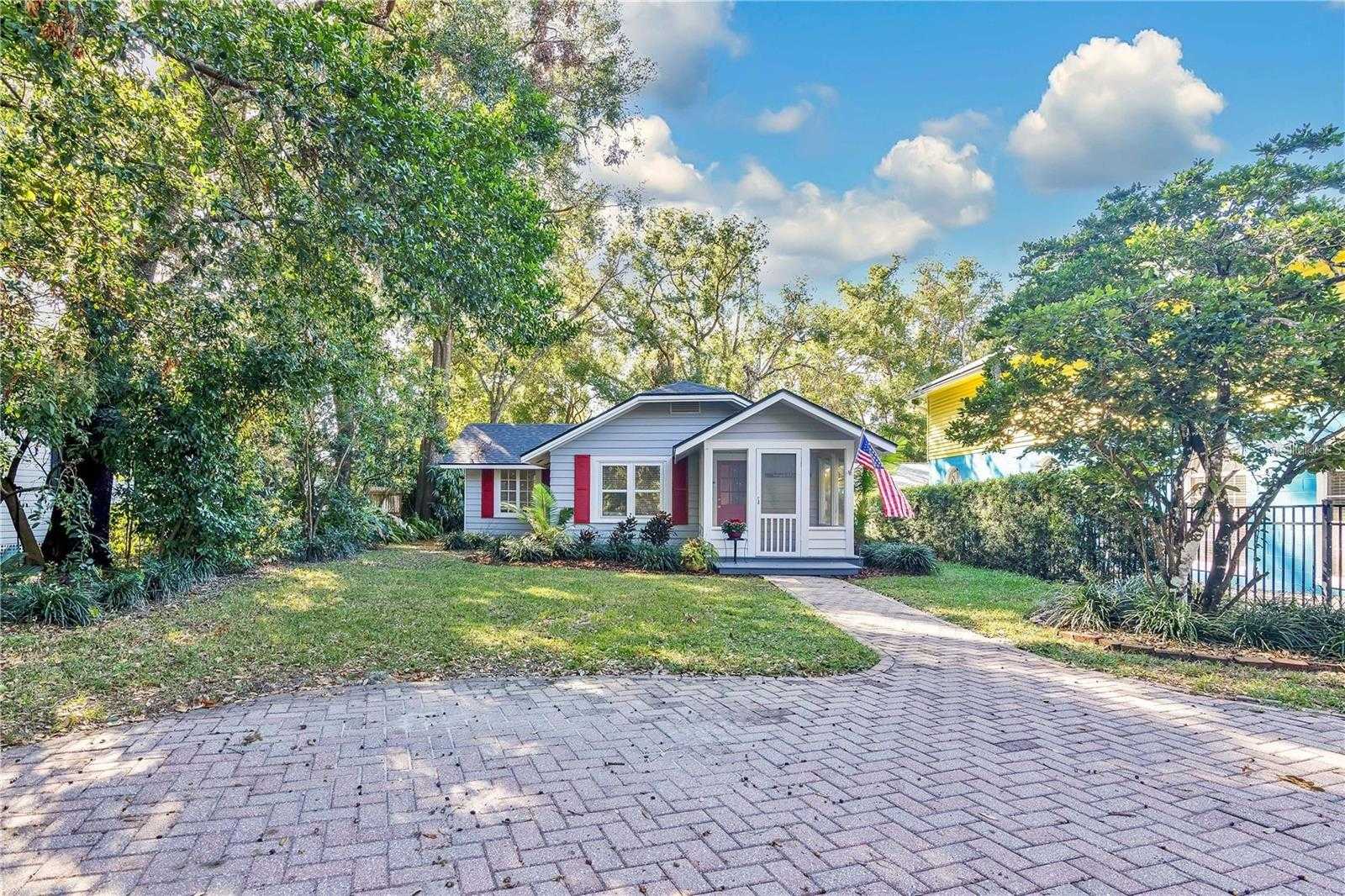 628 FOREST STREET Windermere Florida United States, for Sale, residential, Zaira Mejia, Spaces & Styles Group