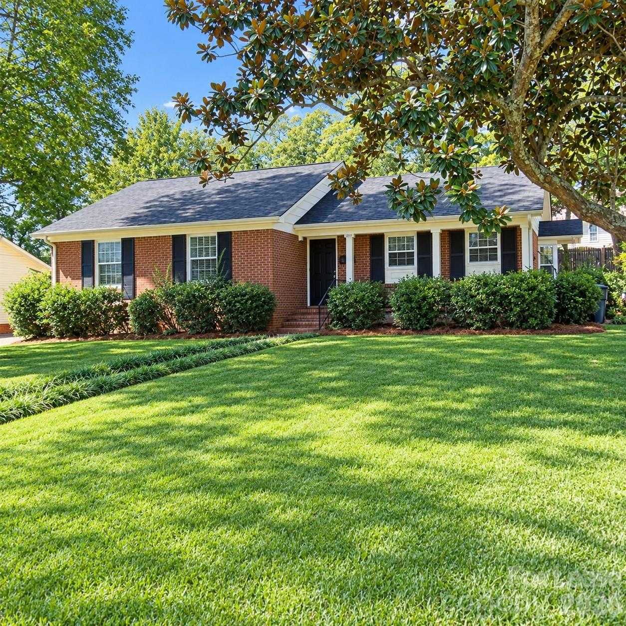 7500 Thorncliff Drive Charlotte North Carolina United States, for Rent, residential, Kristen Haynes, New Home Buyers Brokers / Realty Pros