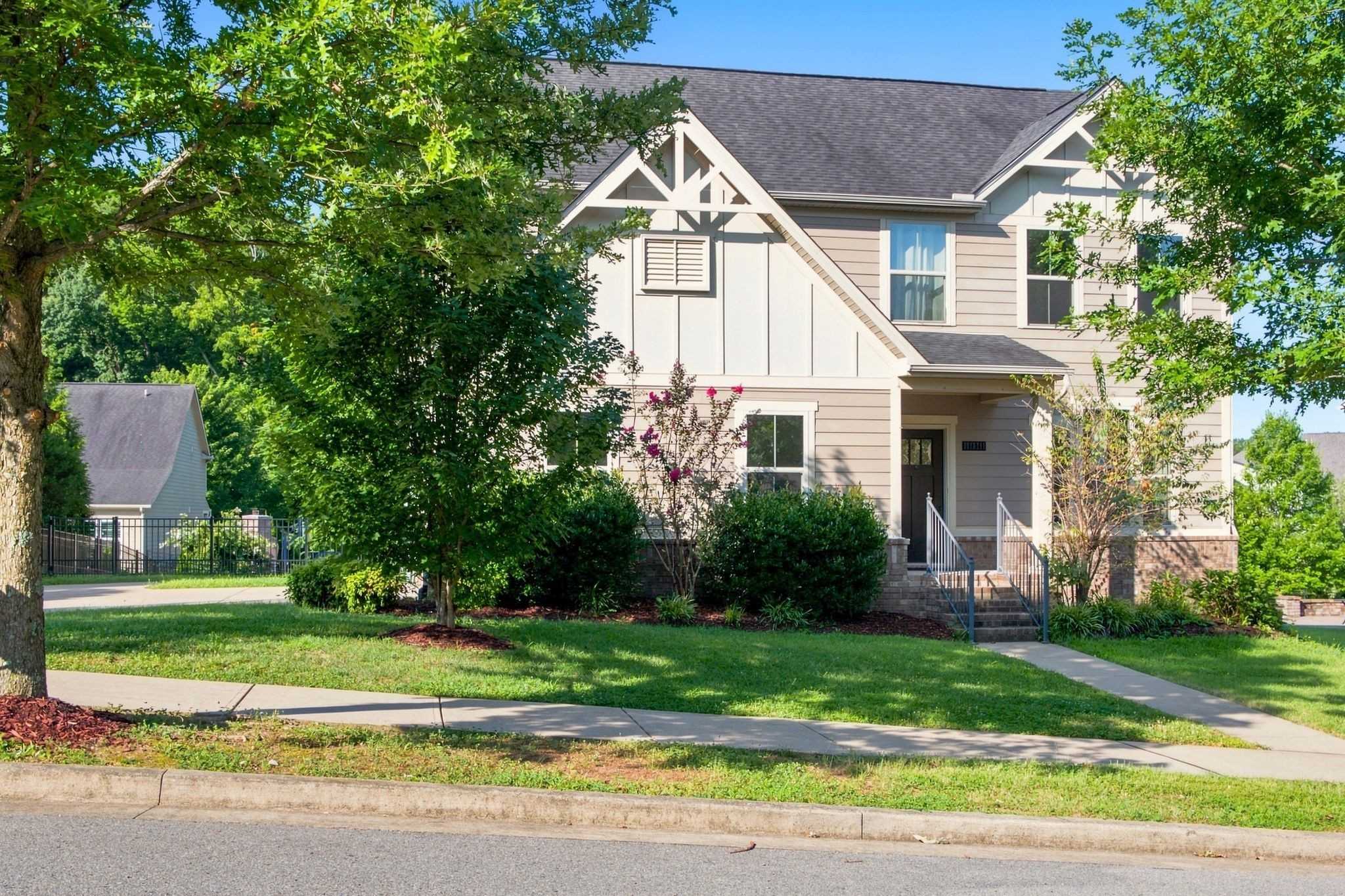 8010 Brookpark Ave Franklin Tennessee United States, for Sale, residential, Adam Hanes, LPT Realty