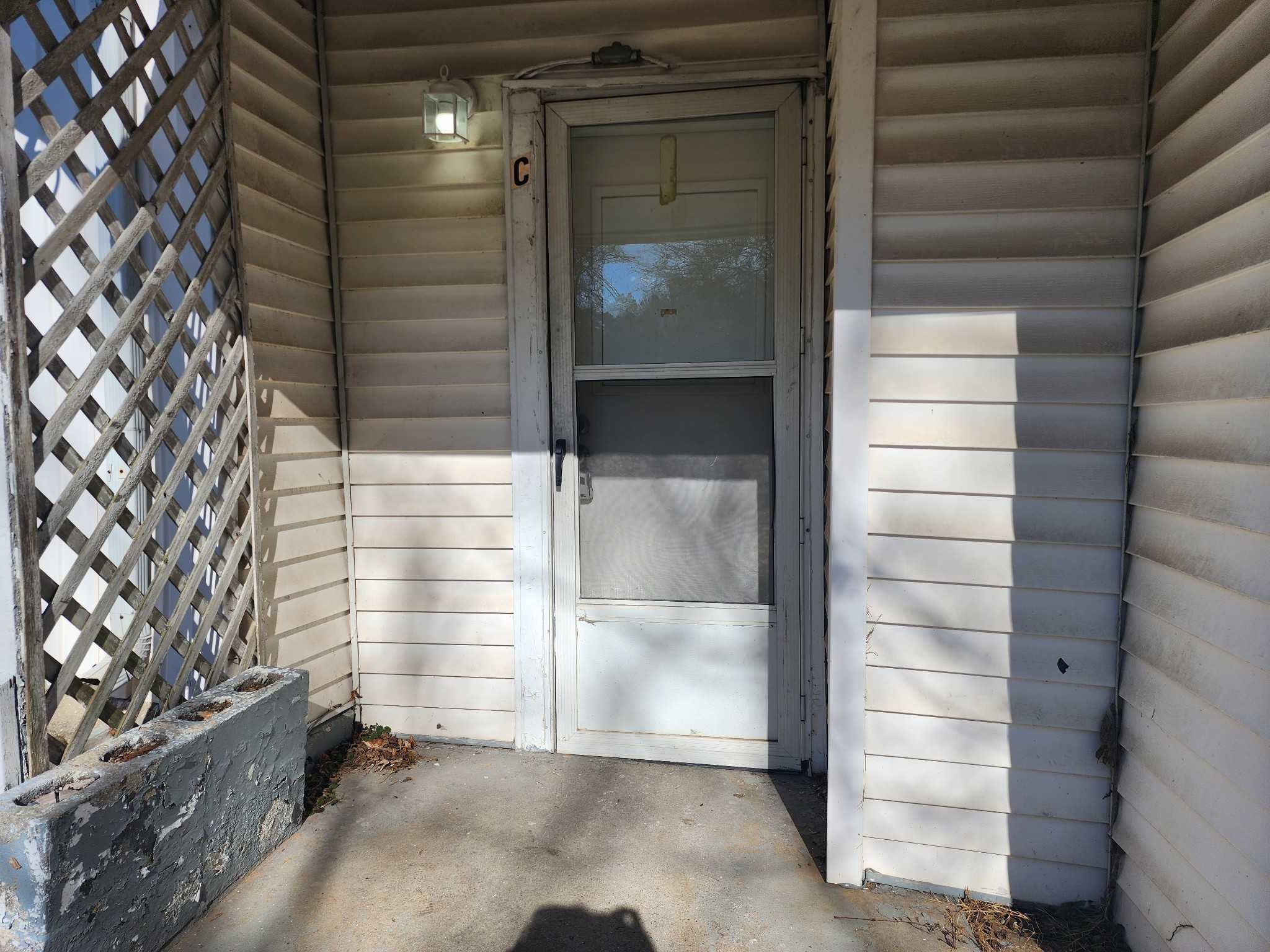 823 Cumberland Dr  APT C Clarksville Tennessee United States, for Rent, residential, Rebekah  Sprabary, Sweet Home Realty & Property Management