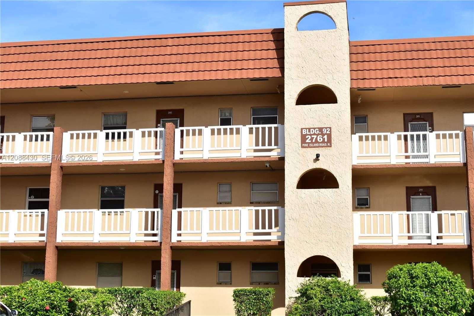 2761 N Pine Island Rd  APT 310 Sunrise Florida United States, for Sale, residential,  , Phoenix Realtors LLC