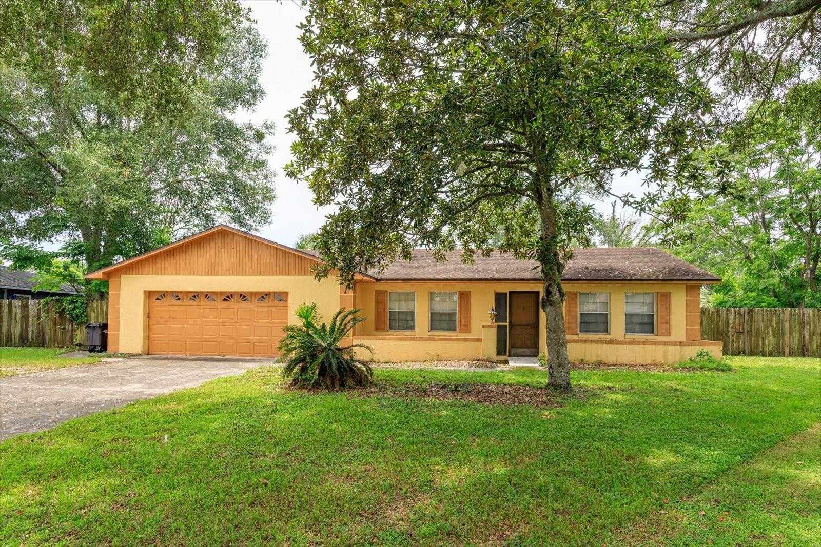 1016 CATHY DRIVE Altamonte Springs Florida United States, for Sale, residential, Zaira Mejia, Spaces & Styles Group