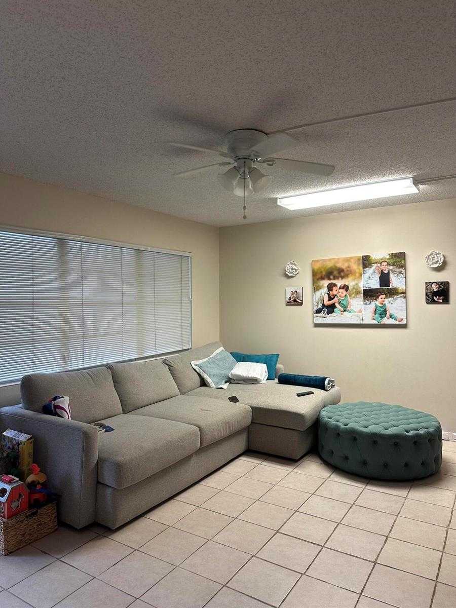 1090 Cornwall E Boca Raton Florida United States, for Sale, residential, Pierre J Denis, Realty 100